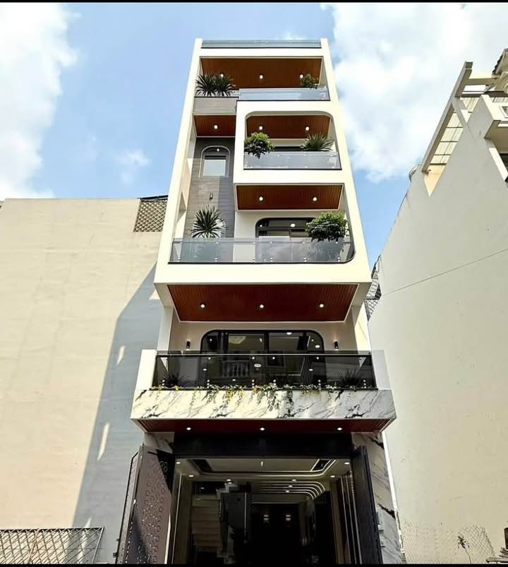 Nhà 6 tầng mặt tiền 3.9m tại Thượng Cát - Ô tô đỗ cửa, giá thỏa thuận!