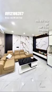 Nhà Trần Khát Chân 40m² giá 7.7 tỷ - Sẵn sàng ở ngay với nội thất đầy đủ!