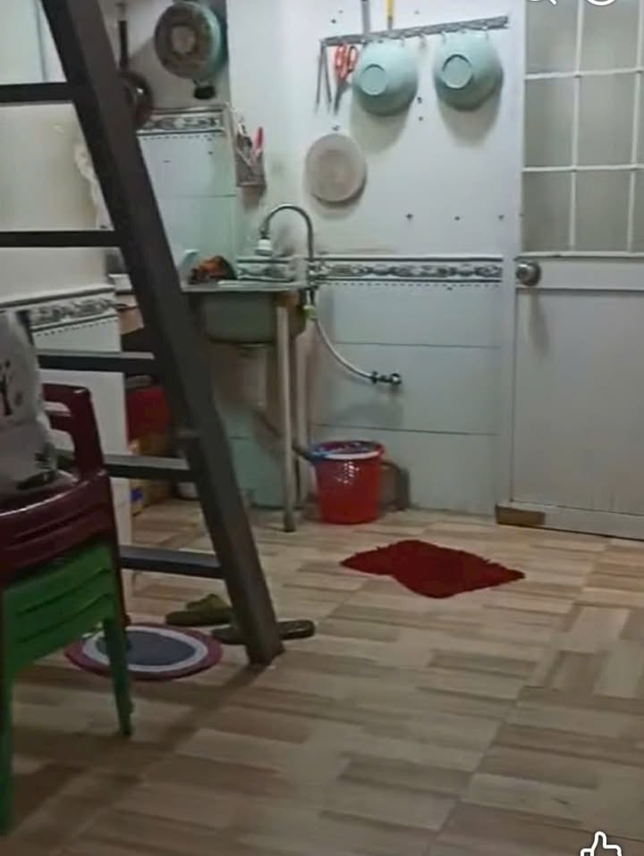 Nhà nhỏ xinh tại hẻm Trương Công Định, 13m² giá 1 tỷ - Sổ riêng chính chủ!