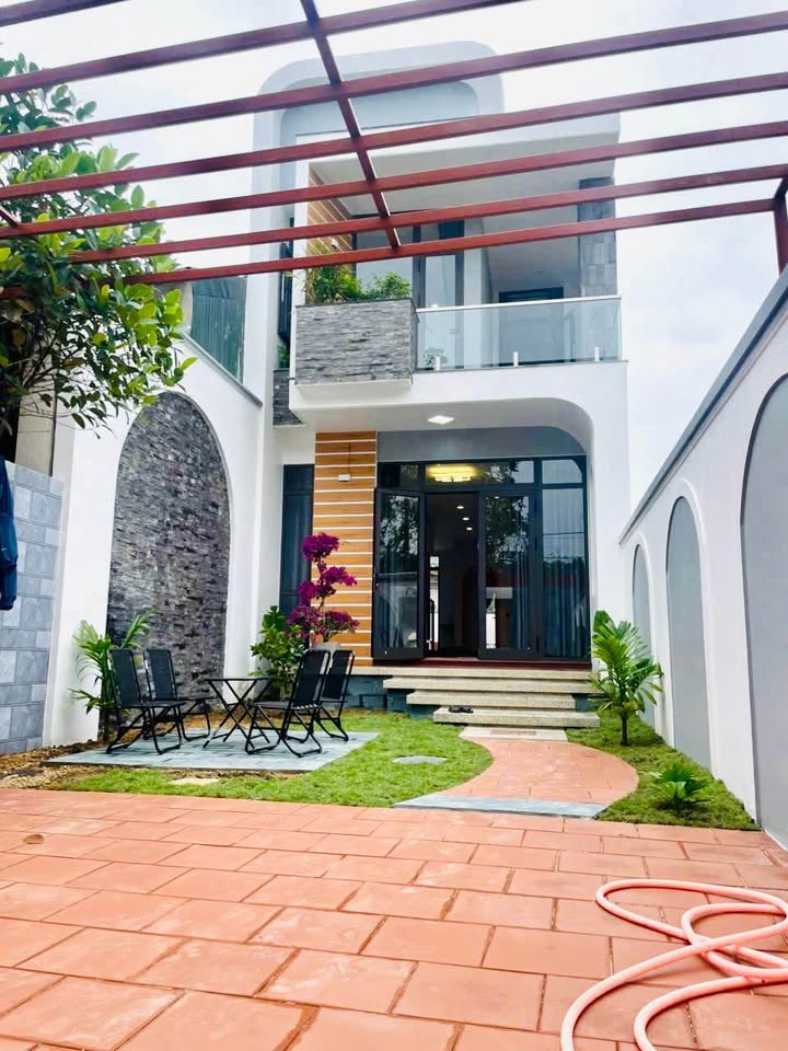 Nhà phố 2 sân vườn Phú Nhuận 146m² giá 3 tỷ - Chính chủ bán gấp!