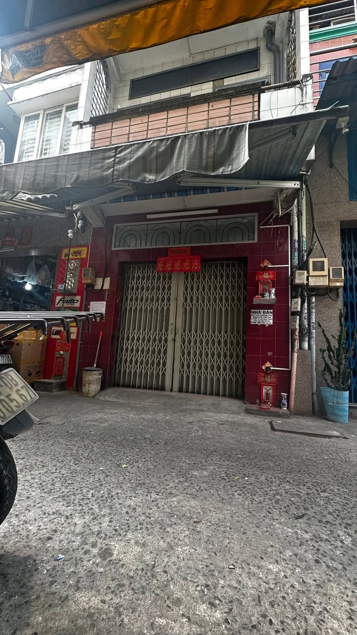 Nhà mặt tiền chợ Tân Thành Q5 51m² giá 14.8 tỷ - Đầu tư sinh lời cao!