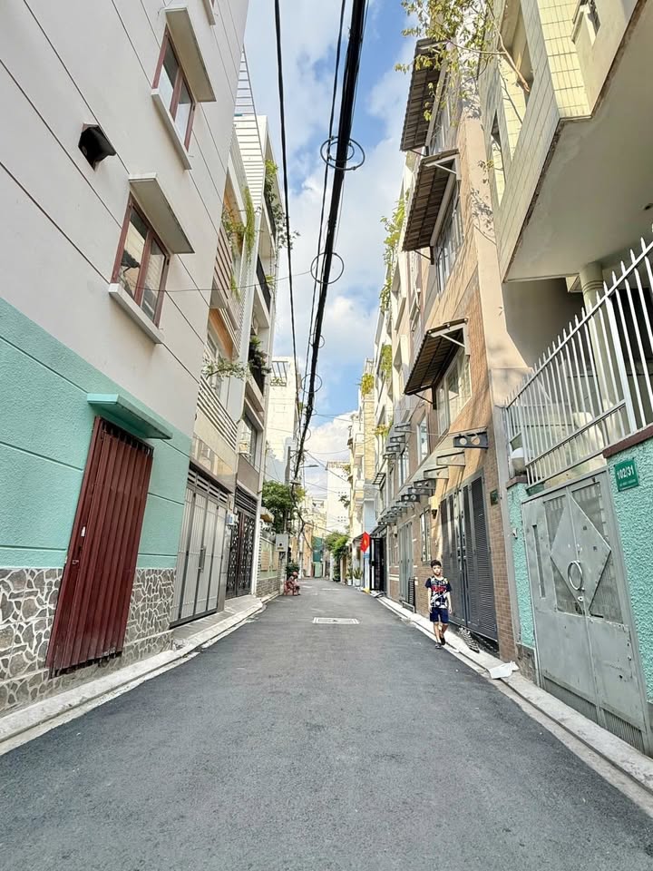 Nhà riêng Quận Phú Nhuận 65m² giá 10.3 tỷ - Khu VIP Hồ Biểu Chánh