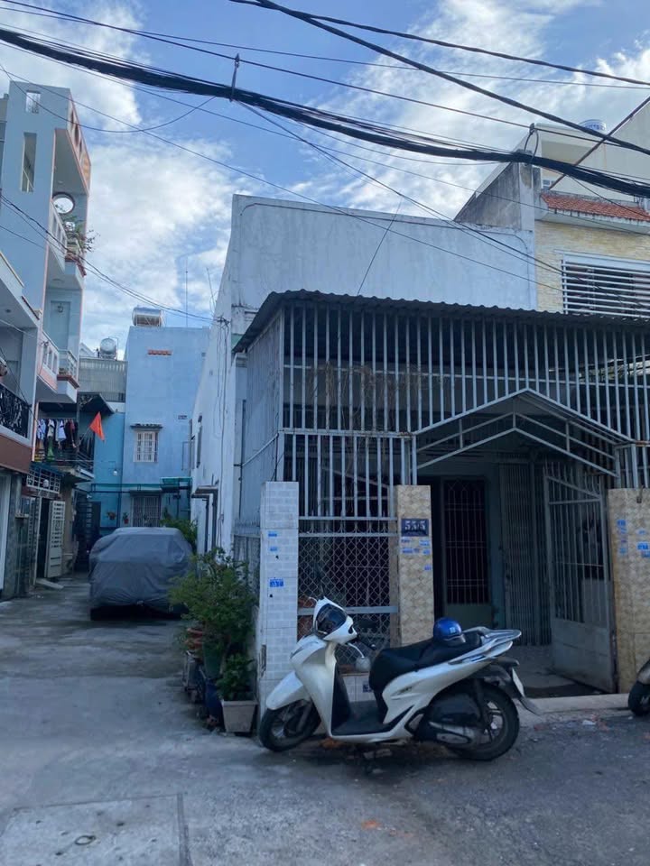 Nhà 2 mặt hẻm Huỳnh Thị Hai, Quận 12, 115m² - Giá chỉ 5.6 tỷ thương lượng!