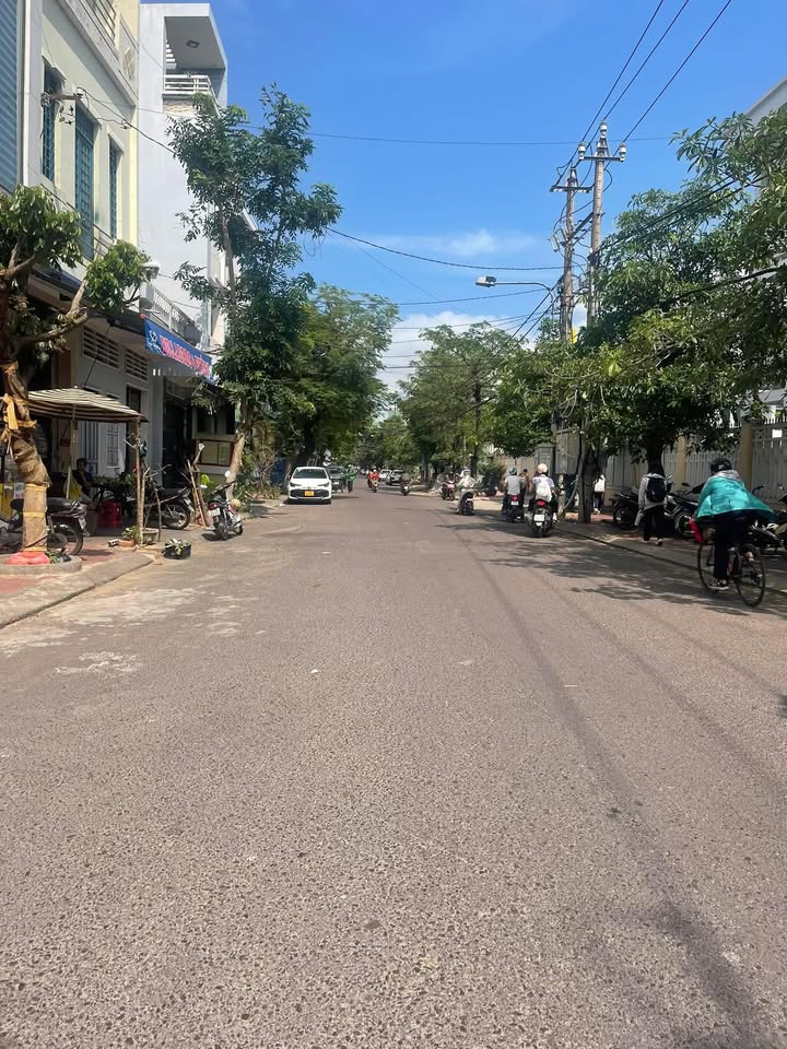 Nhà mặt tiền kinh doanh tại Quy Nhơn 30m² giá 4 tỷ - Cơ hội vàng đầu tư!