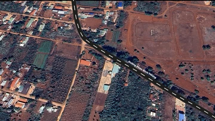 Đất mặt tiền Phan Đình Phùng, Đak Đoa, 450m² giá 2.599 tỷ - Cơ hội đầu tư tuyệt vời!