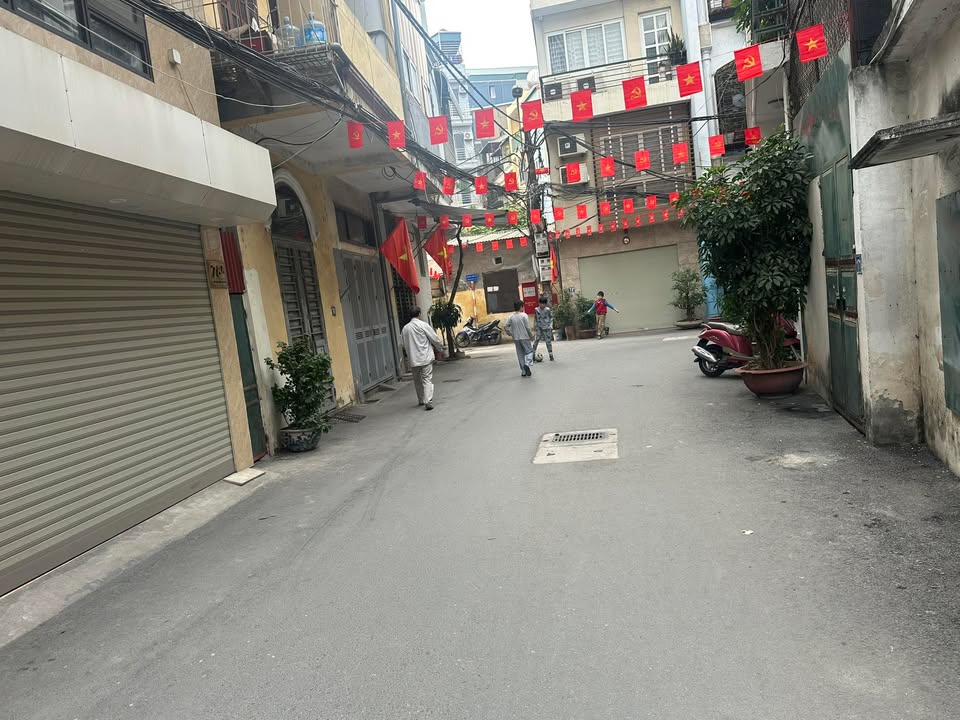 Nhà riêng Hoàng Văn Thái, Quận Thanh Xuân, 45m², giá 15 tỷ - Khu yên tĩnh, văn minh!