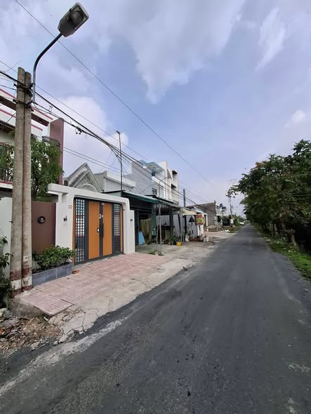 Nhà mặt tiền đường nhựa Xã Phước Hậu 132m² giá 3.05 tỷ - Sổ hồng hoàn công sẵn!