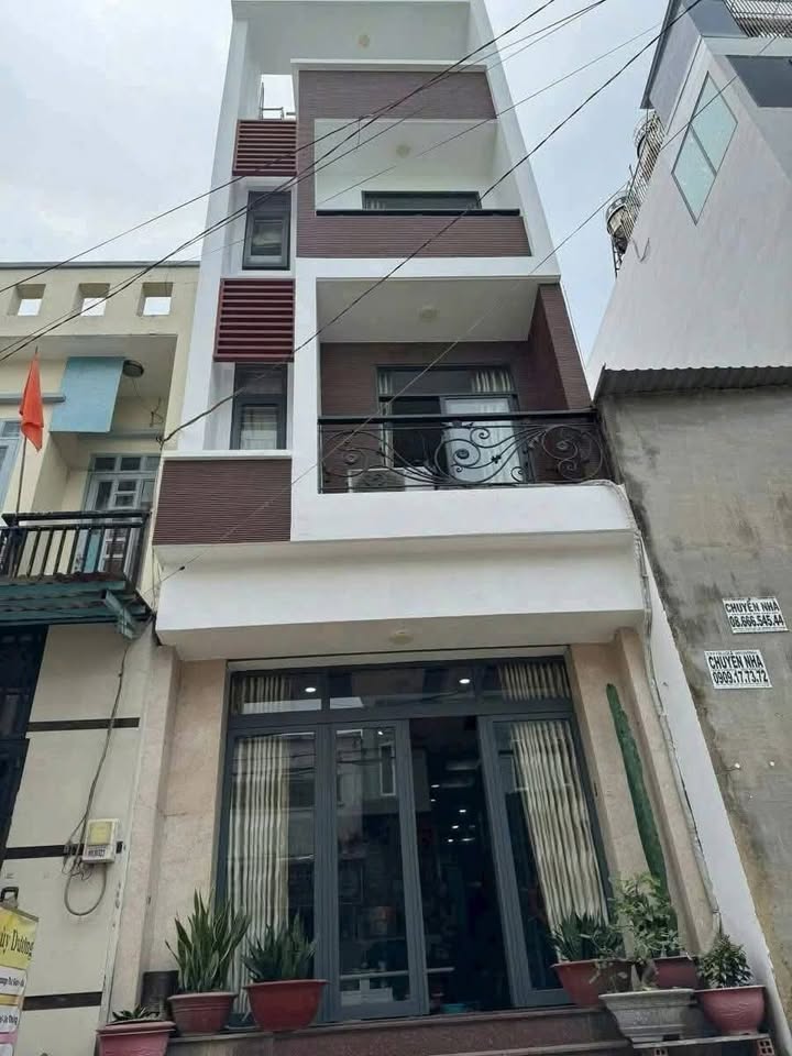 Nhà 2 Mặt Tiền ĐS5, Bình Hưng Hòa 72m² giá 7.4 tỷ - Sẵn sàng vào ở ngay!