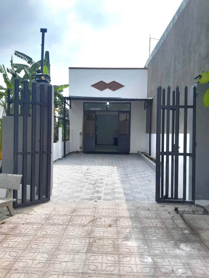 Nhà cấp 4 Phường Thới Hòa, Bến Cát 150m² giá 2.2 tỷ - Sổ hồng chính chủ