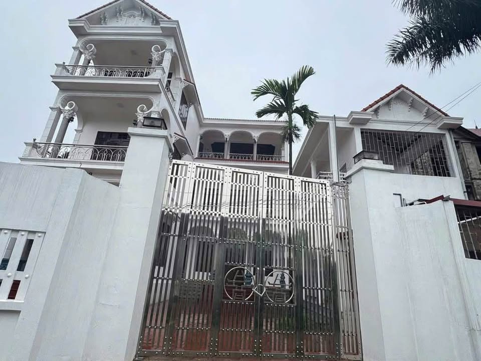 Nhà cho thuê 3 tầng tại Trung Thành, Phổ Yên 330m² - Vị trí đẹp, thuận tiện kinh doanh!