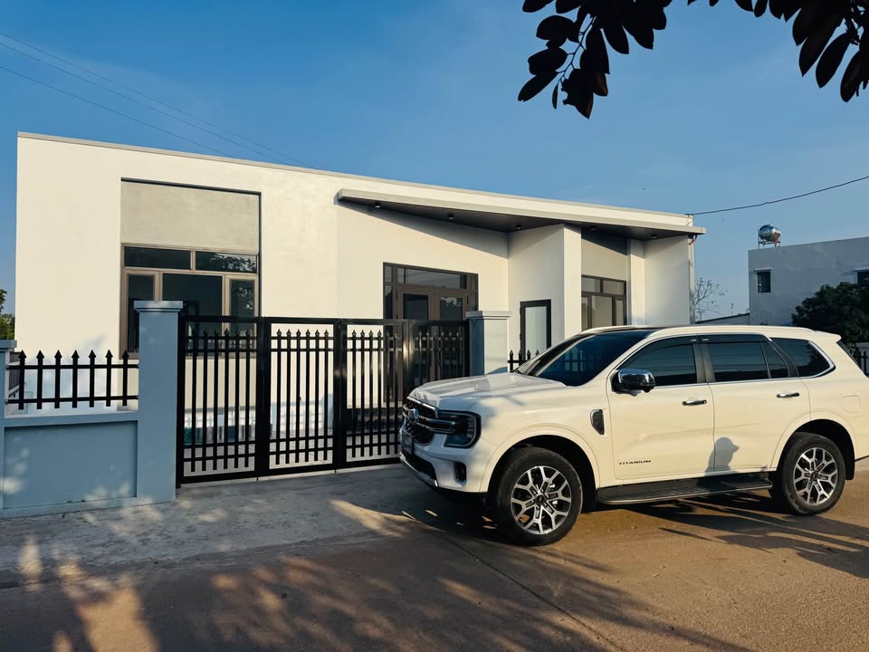 Nhà cấp 4 Khu 5 Hải Yên 200m² giá chỉ 2 tỷ - Chính chủ cần bán gấp!