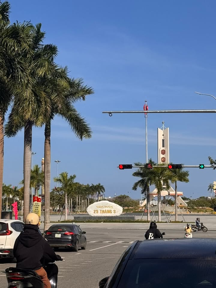 Nhà 2 tầng mặt tiền Ỷ Lan Nguyên Phi 90m² giá 10.9 tỷ - Vị trí trung tâm thuận lợi!