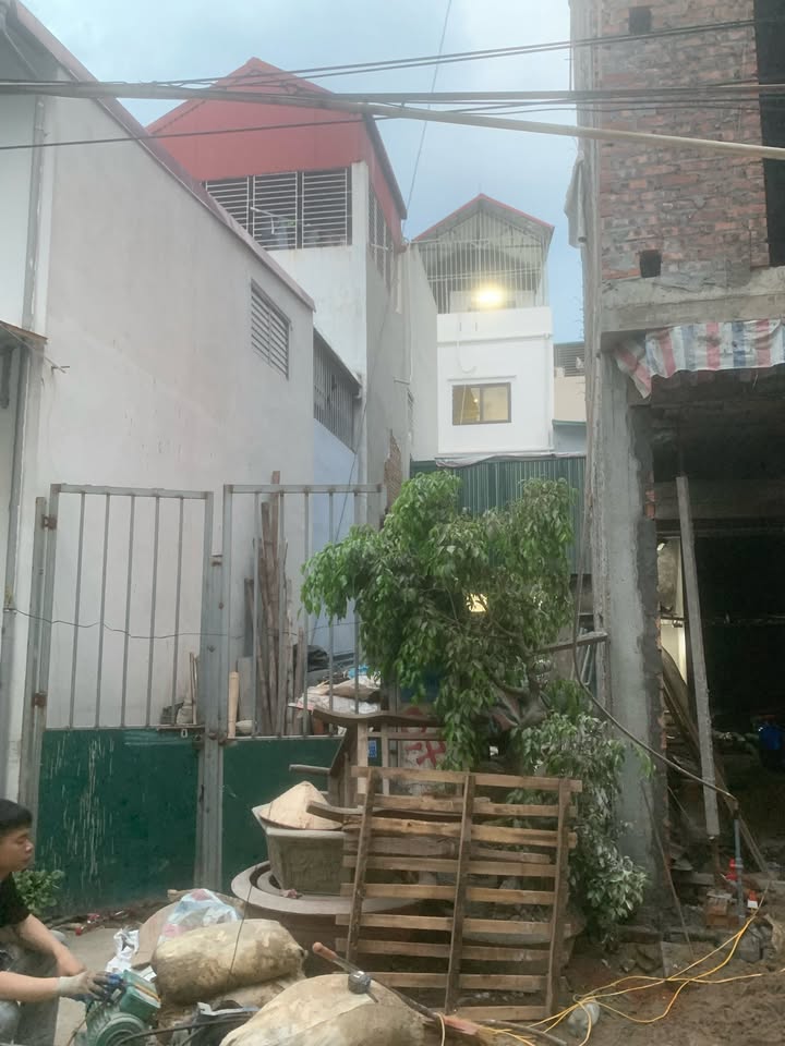 Đất nền Tổ 8 Yên Nghĩa 43m² - Ô tô đỗ cửa, vị trí đắc địa