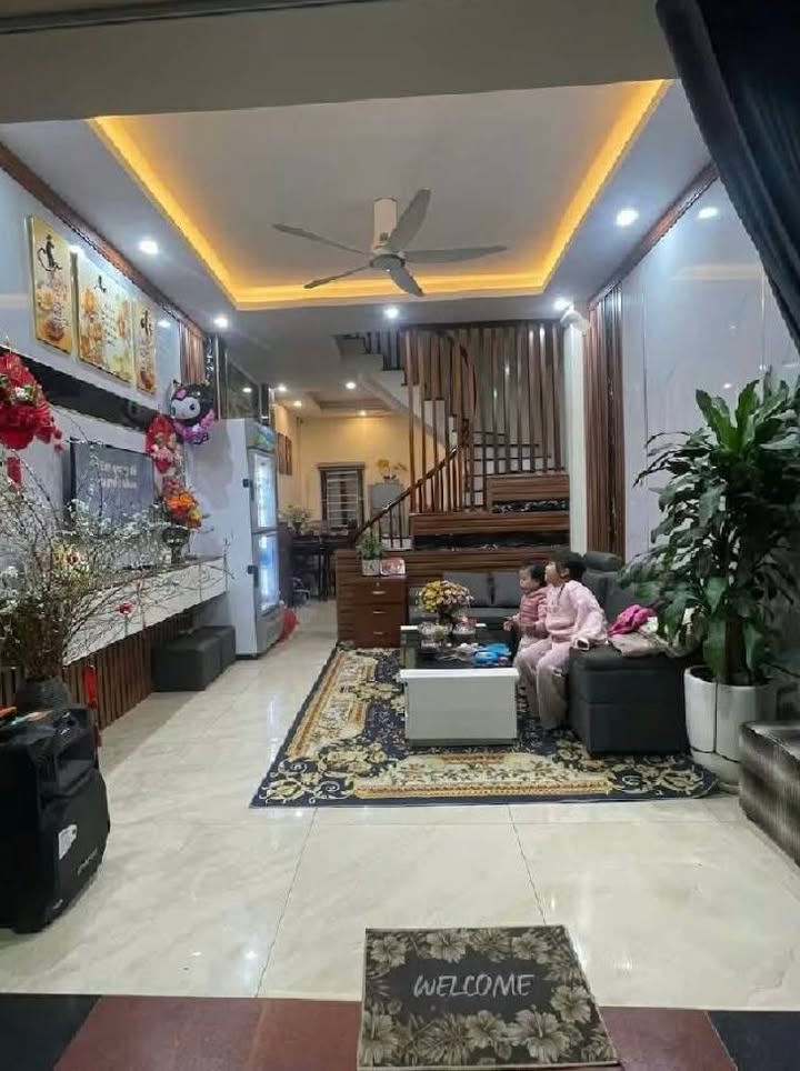 Nhà riêng Cầu Diễn 40m² giá thỏa thuận - Vị trí đắc địa, ô tô vào tận nơi!