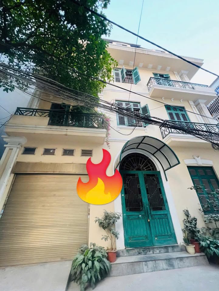 Nhà riêng phố Cự Lộc, Đống Đa, 100m² giá 30 tỷ - Ô tô tránh, vị trí đắc địa!