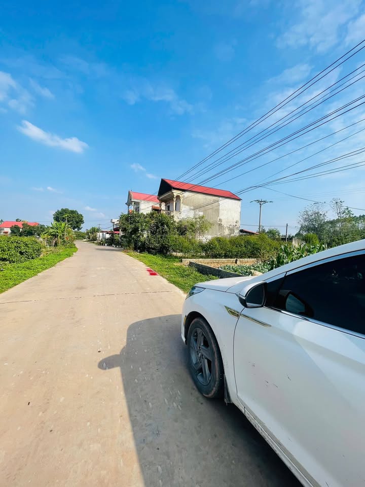 Đất nền đẹp Thôn Thị Tân, Nhã Nam 125,6m² - Đường rộng ô tô tránh nhau!