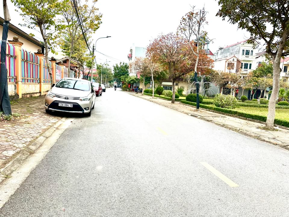 Đất nền lô góc 2 mặt tiền Phai Luông 67m² giá 3 tỷ - Đầu tư ngay!