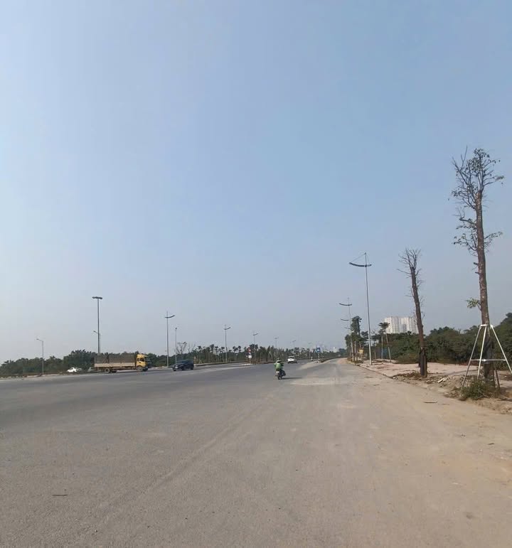 Đất dịch vụ Vành đai 3.5, Phú Diễn, 70m² giá 11.06 tỷ - Vị trí đẹp, giao thông thuận lợi!