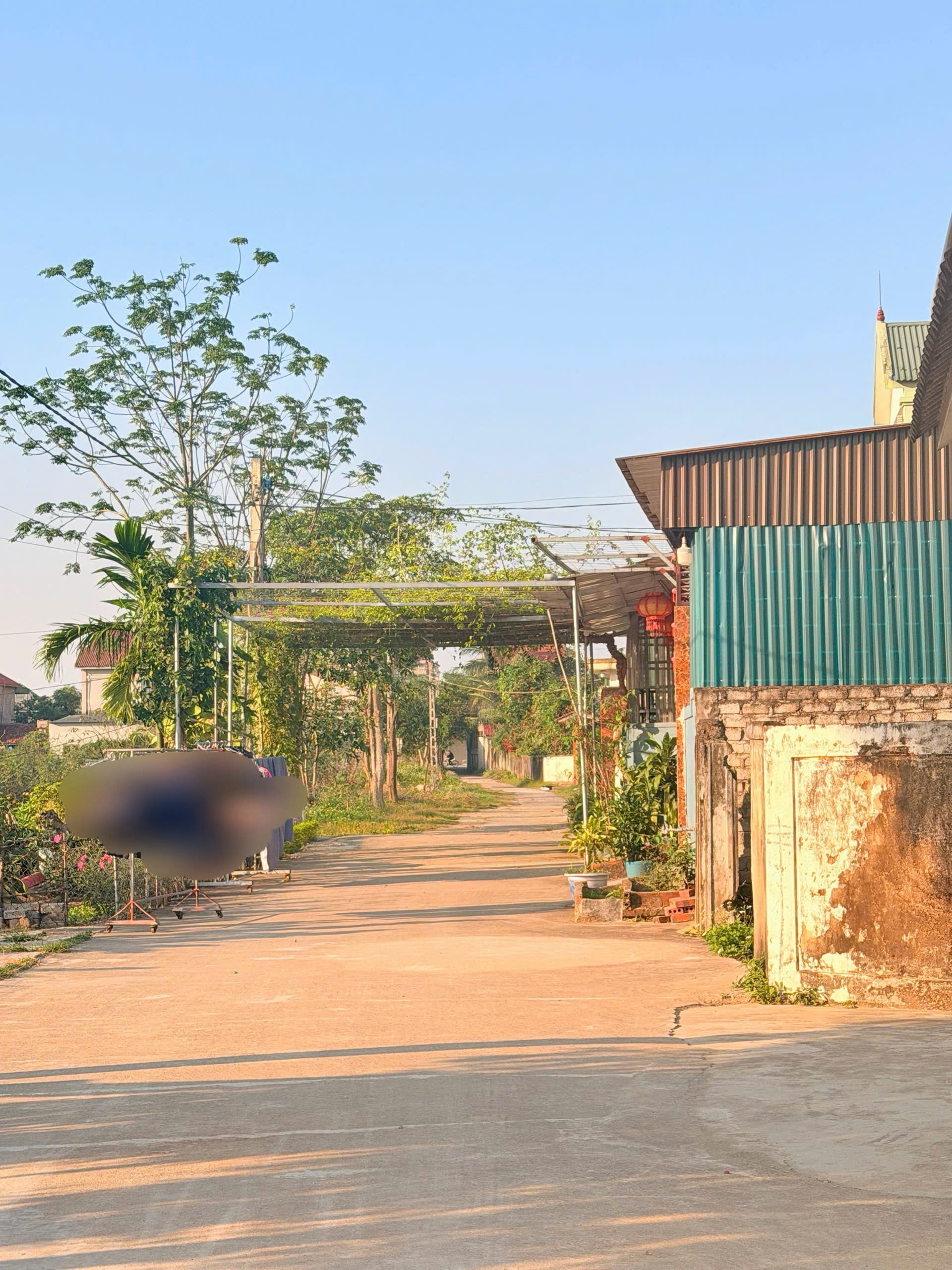 🆘Tài chính 15xx sở hữu lô đất 250m2 Nghi Trường khu đối diện bệnh viện Nghi Lộc.✅Diện tích 250m2 mặt tiền gần 8m✅Đường trước đất 6m oto đỗ cữa✅Cách ql48E chỉ 100m, lối 2 đường đức thiết