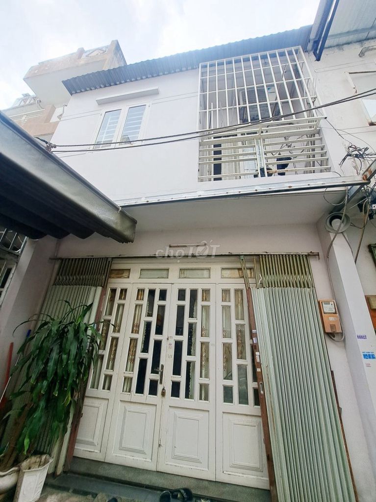 Nhà 2 Tầng Đúc Gần Aeon Tân Phú 32m² giá chỉ 3.43 tỷ - Bán gấp!