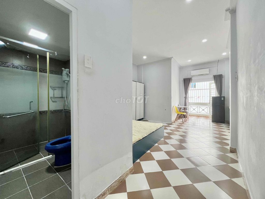 Căn hộ Studio cho thuê mặt tiền Sư Vạn Hạnh Quận 10, 35m² - Giá chỉ 5.99 triệu