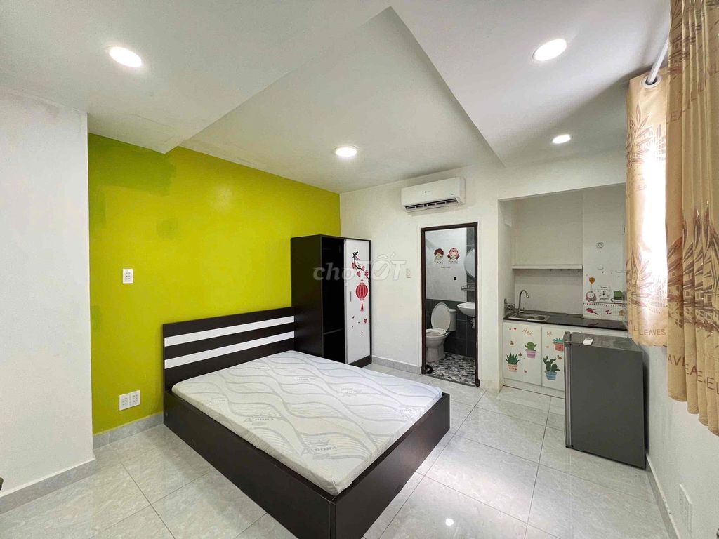 Studio cho thuê 25m² tại Quận 1 - Cửa sổ thoáng, sạch sẽ