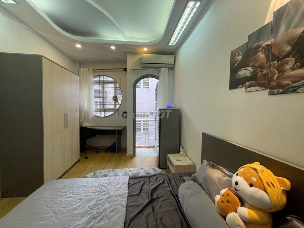 Cho thuê Studio ban công Phú Nhuận 25m² giá 5.7 triệu - Vào ở ngay!