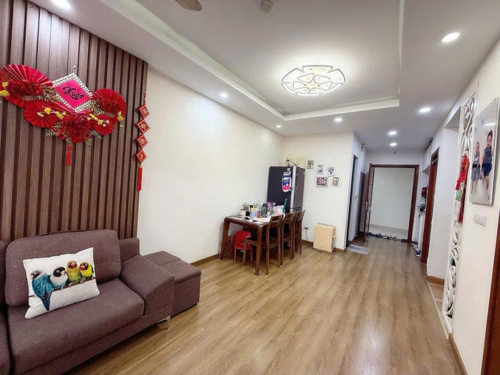 Căn hộ cao cấp 165 Thái Hà 108m² giá 11.5 tỷ - View phố sang trọng!