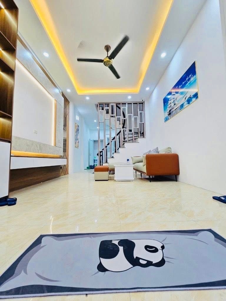 Nhà đẹp Đại Kim 36m² giá 8.9 tỷ - Full nội thất, sẵn sàng ở ngay!