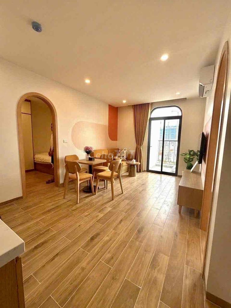 Căn hộ 2 phòng ngủ tại Thành Thái, Quận 10 - Nội thất cao cấp, cho thuê chỉ 13 triệu!