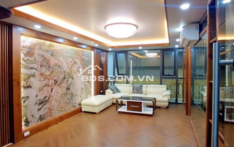 Nhà phố Tân Mai 47m² giá 23 tỷ - 2 ô tô tránh, vừa ở vừa kinh doanh!