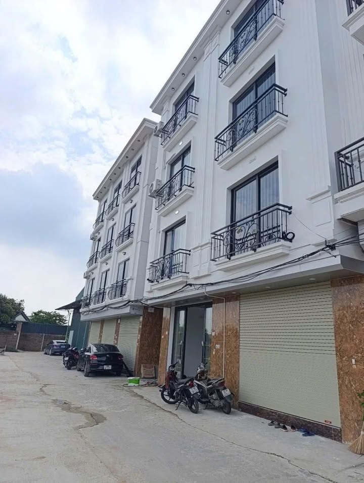 Nhà đẹp 4 tầng Hoài Đức 41m² giá 4 tỷ - Ô tô đỗ cửa thoải mái!
