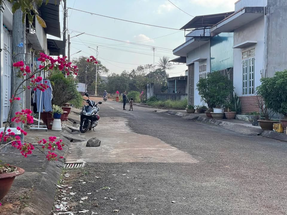 Đất nền Ngô Gia Khảm, Pleiku 85m² giá chỉ 1.7 tỷ - Vị trí đắc địa gần chợ