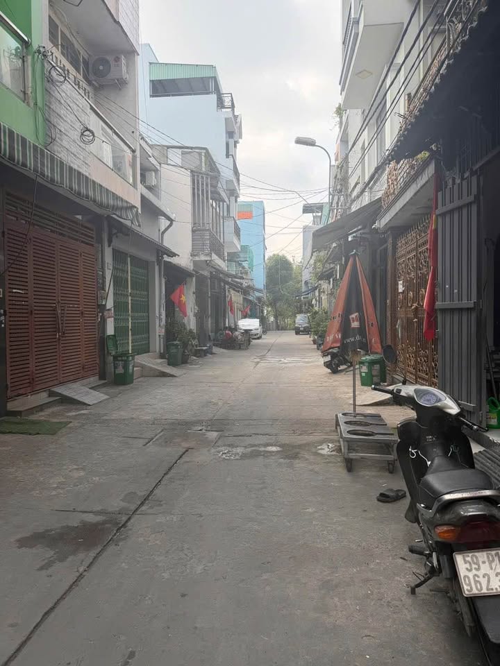 Nhà hẻm rộng Gò Xoài, Bình Hưng Hòa A, 56m² giá 5.85 tỷ - Đầu tư sinh lời tốt!