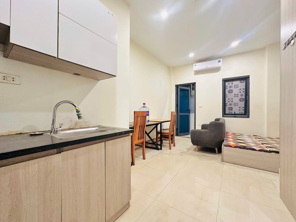 Phòng cho thuê tại 543 Giải Phóng, 20m² giá 4.5 triệu - Full đồ tiện nghi!