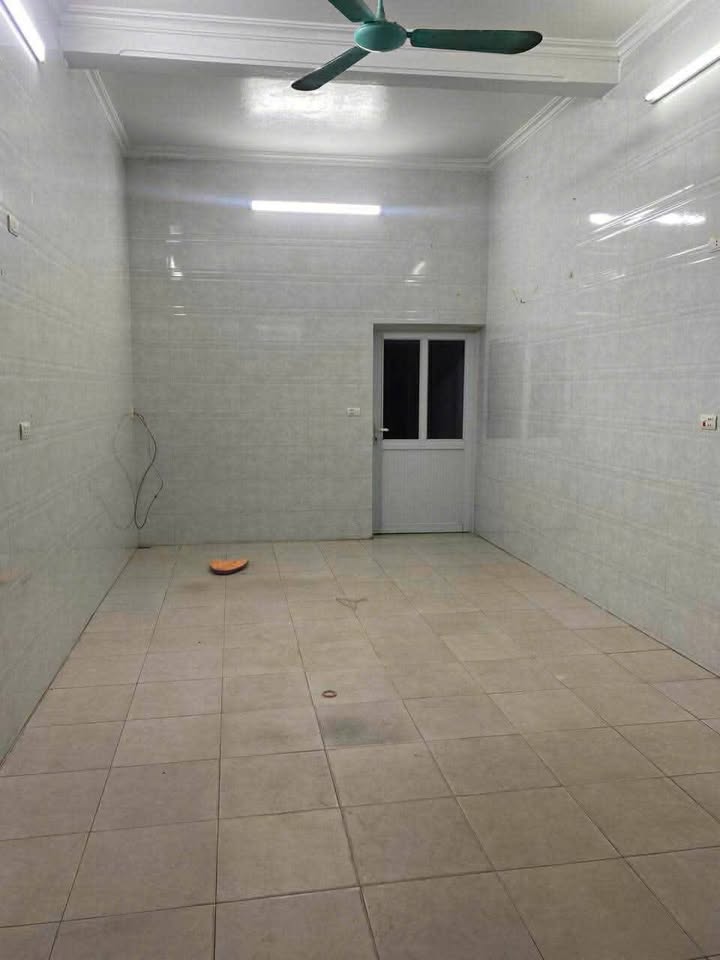 Nhà cho thuê tại Lên Lợi, 2 tầng, 3 phòng ngủ - Giá 4 triệu/tháng