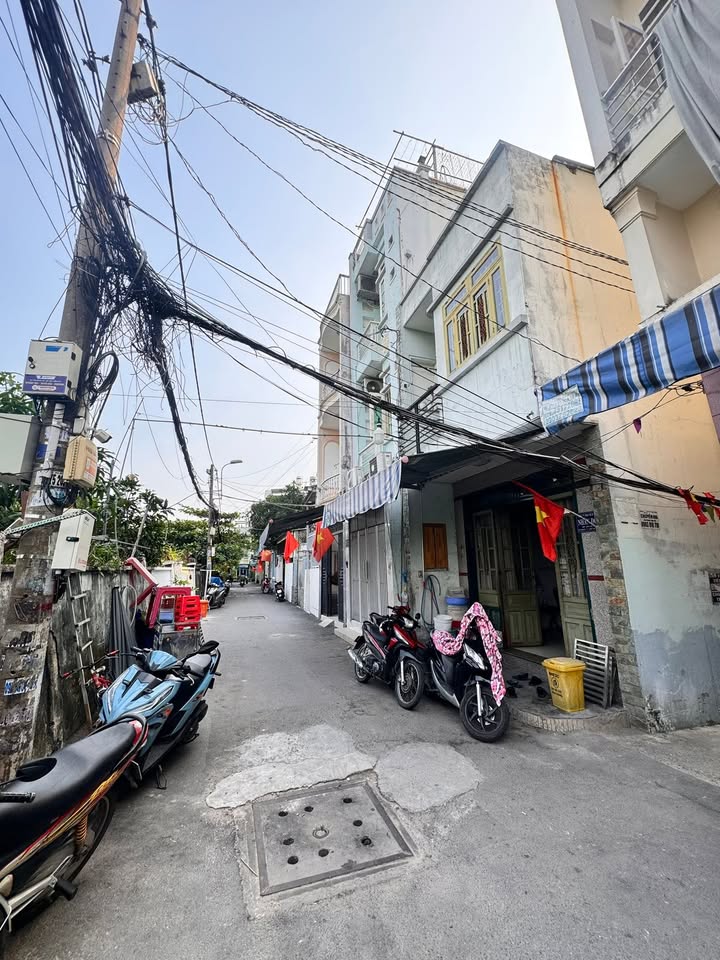 Nhà phố Bình Quới, Quận Bình Thạnh 18m² giá 3.95 tỷ - Sẵn sàng vào ở ngay!