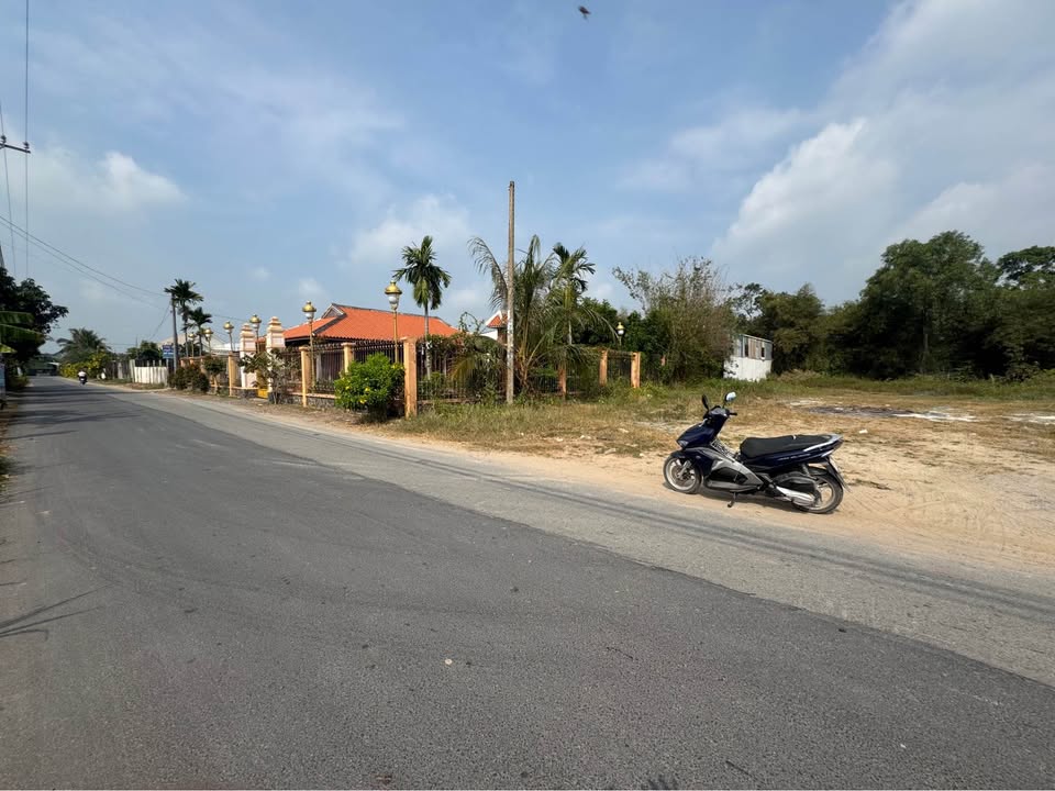 Đất thổ cư Xã Mỹ Hạnh, Huyện Đức Hòa, 500m² giá 5.95 tỷ - Đường nhựa ô tô vào tận nơi!