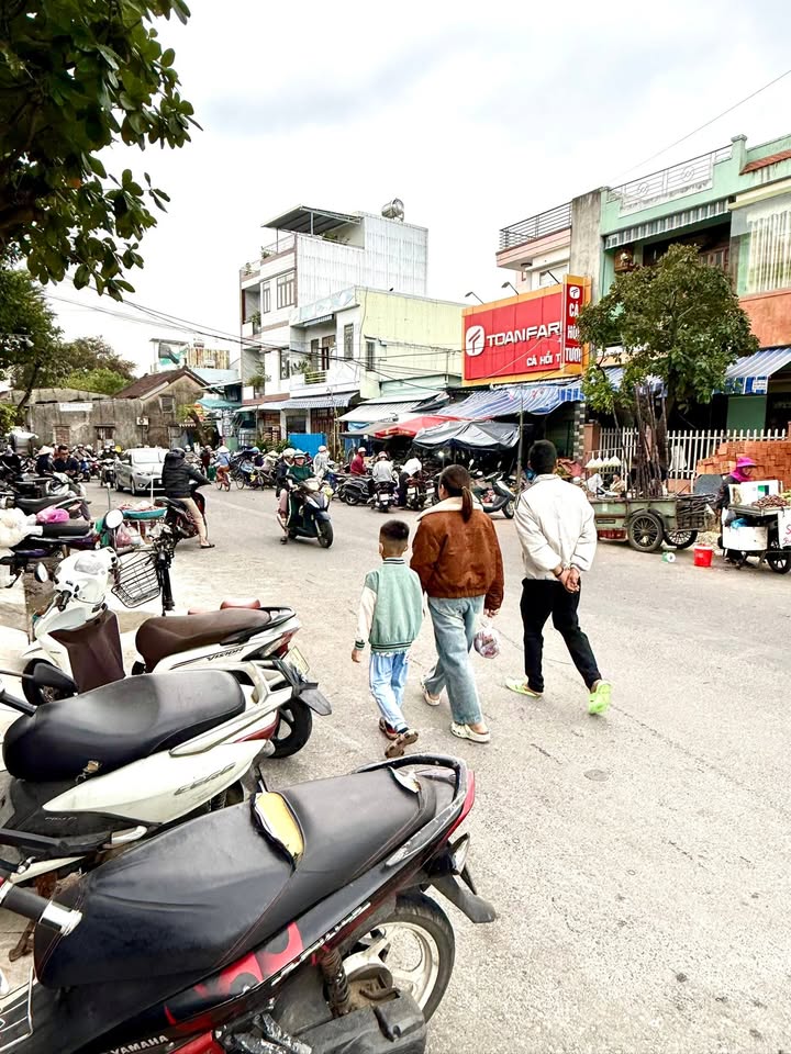 Nhà mặt tiền Lê Tấn Trung, Sơn Trà 117,5m² giá 13 tỷ - Kinh doanh đỉnh cao!