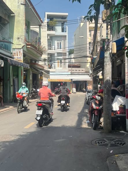 FrontHouse đường Lê Cảnh Tuân, Tân Phú 64m² giá 6 tỷ - Kinh doanh đỉnh cao!