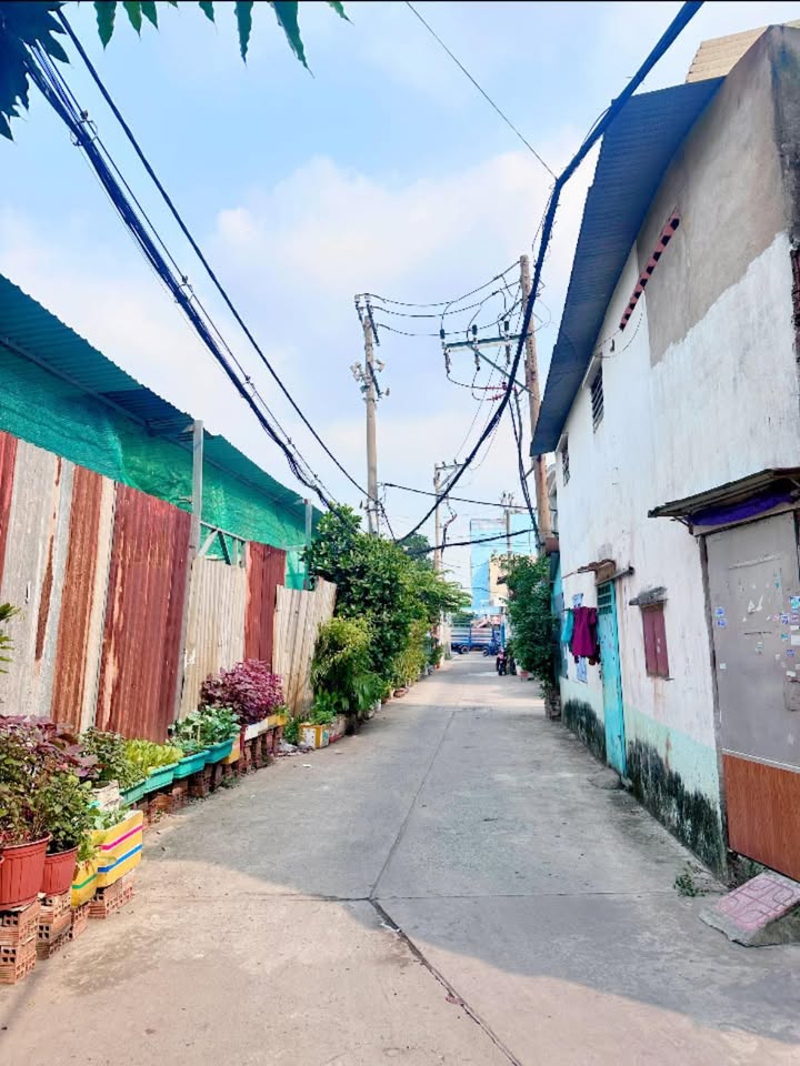 Townhouse Hòa Bình, Tân Phú 52m² giá 6 tỷ - Chính chủ bán gấp!