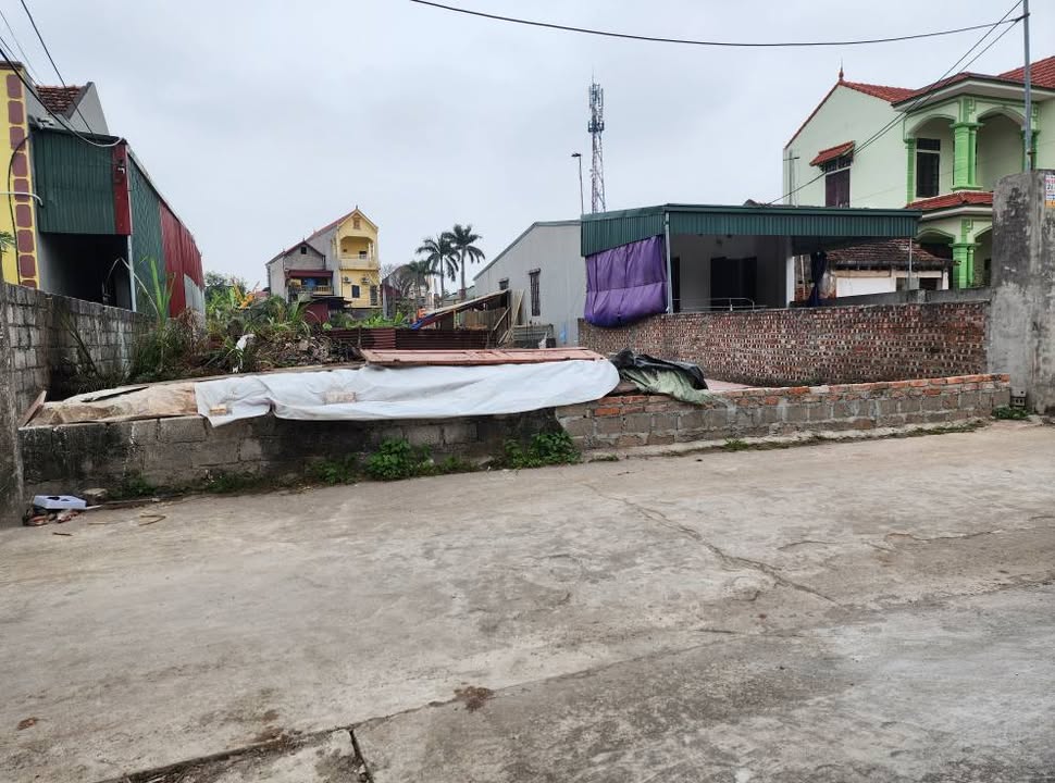 Đất thổ cư Nghĩa Dân Hưng Yên 171m² giá 3 tỷ - Tiện ích đầy đủ!