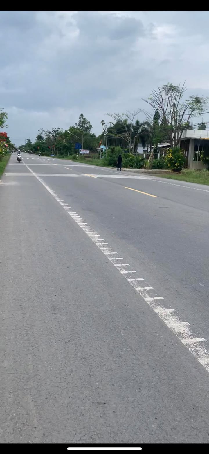 Đất mặt tiền Quốc Lộ 1A, Xã Thạnh Phú, 1200m² giá chỉ 700 triệu - Sẵn sàng đầu tư ngay!