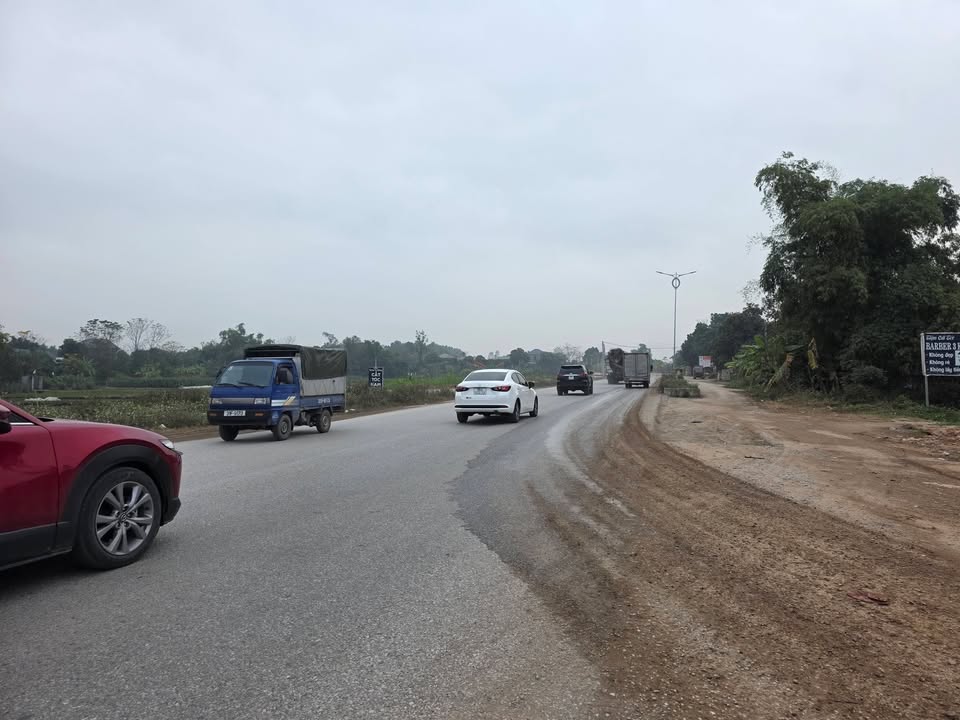 Đất nền Hướng Đạo, Tam Dương 100m² giá 2 tỷ - Sổ đỏ chính chủ!