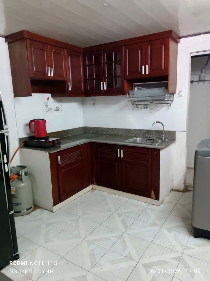 Nhà nguyên căn hẻm 3 gác Nguyễn Thiện Thuật 38m² giá 12 triệu - Tiện nghi cho cả gia đình!