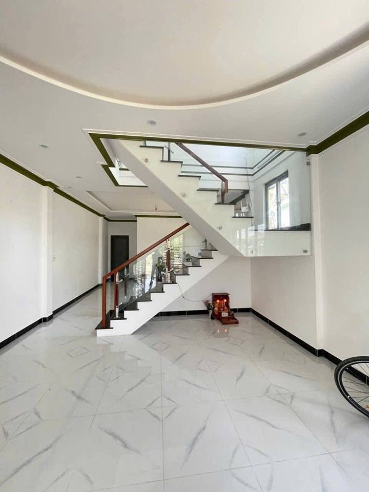 Nhà và đất Tân Hoá - Lộc Nga, B'lao, Bảo Lộc 946m² giá 3.3 tỷ - Nhà xây hiện đại sẵn sàng ở!