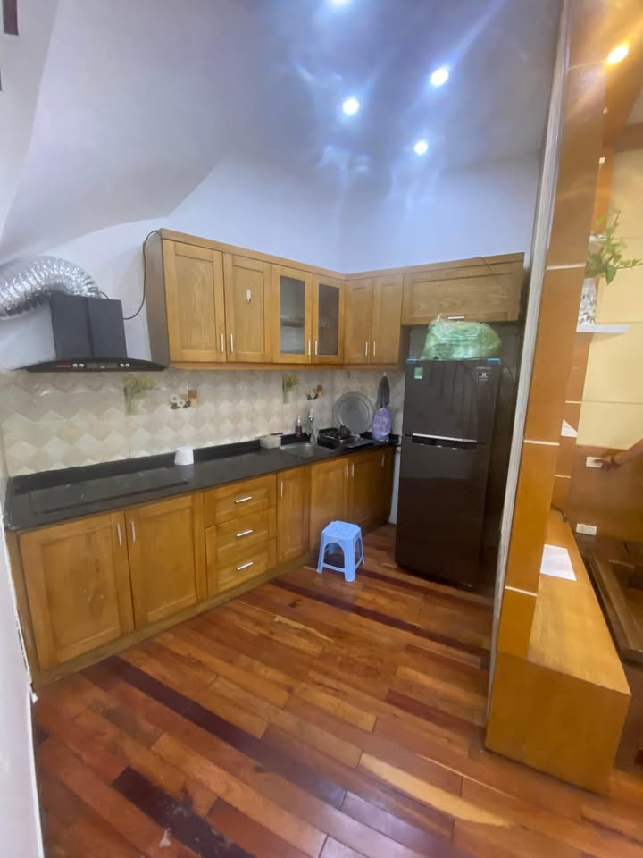 Nhà 4 tầng đẹp Ngõ 559 Kim Ngưu 34m² giá 3.3 tỷ - Sẵn sàng ở ngay!