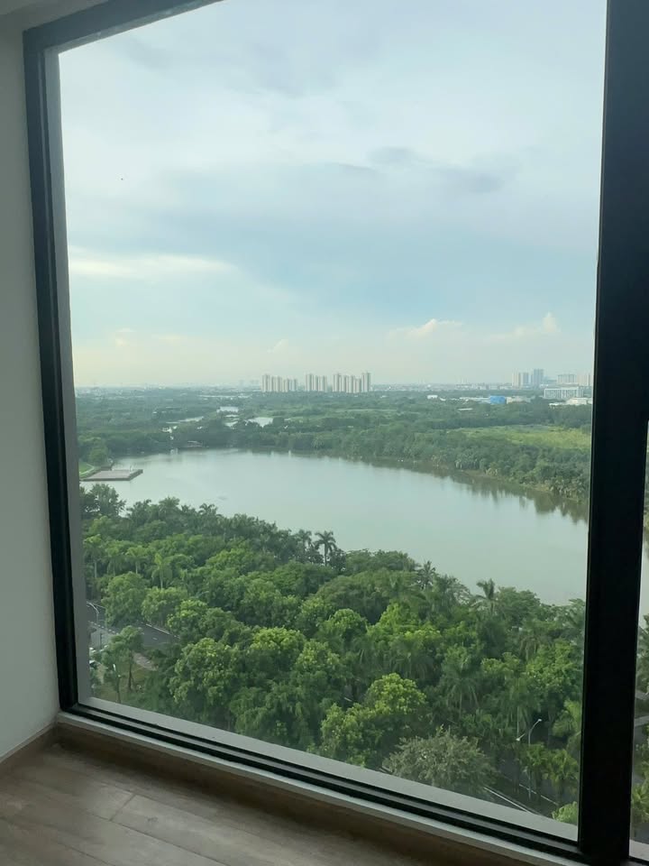Căn hộ Landmark Nghĩa Trụ 74m² giá 7.3 tỷ - View Hồ Thiên Nga cực đẹp!