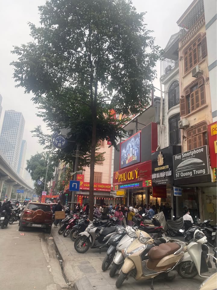 Bán nhà mặt phố Quang Trung Hà Đông 54m² giá 15 tỷ - Kinh doanh đắc địa!