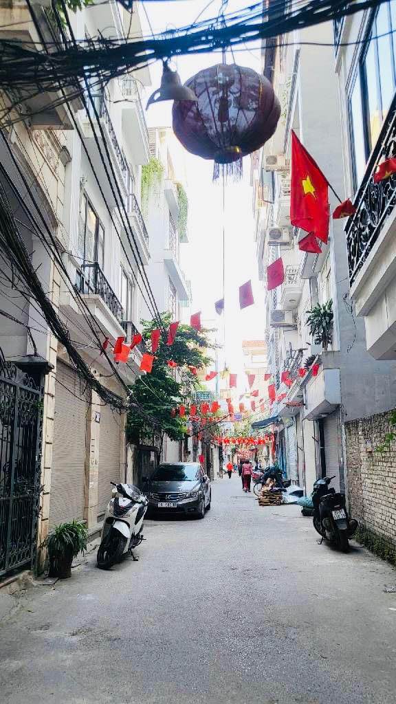 Nhà riêng Định Công Thượng, 35m², 4 tầng - Ô tô đỗ cửa, giá 11.15 tỷ!